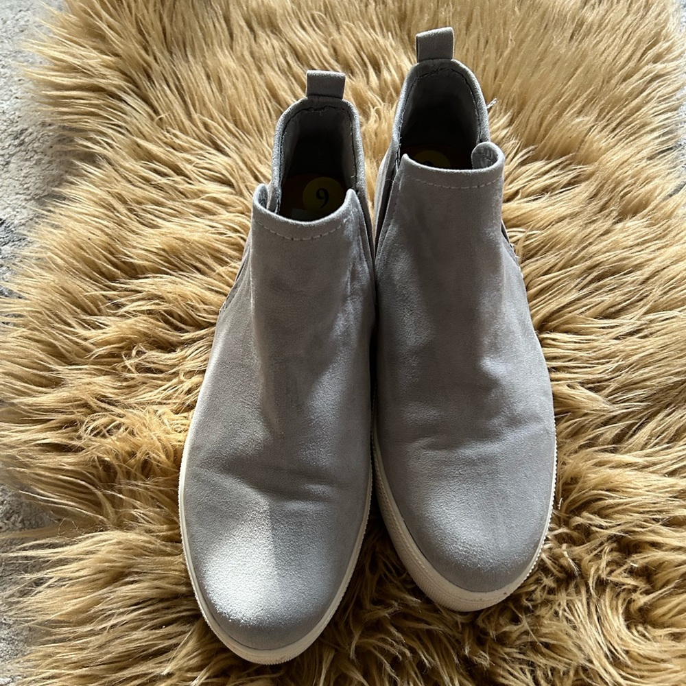 Dolce Vita Size 9 bootie